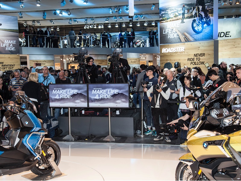 P90328998 highRes bmw motorrad at eicm