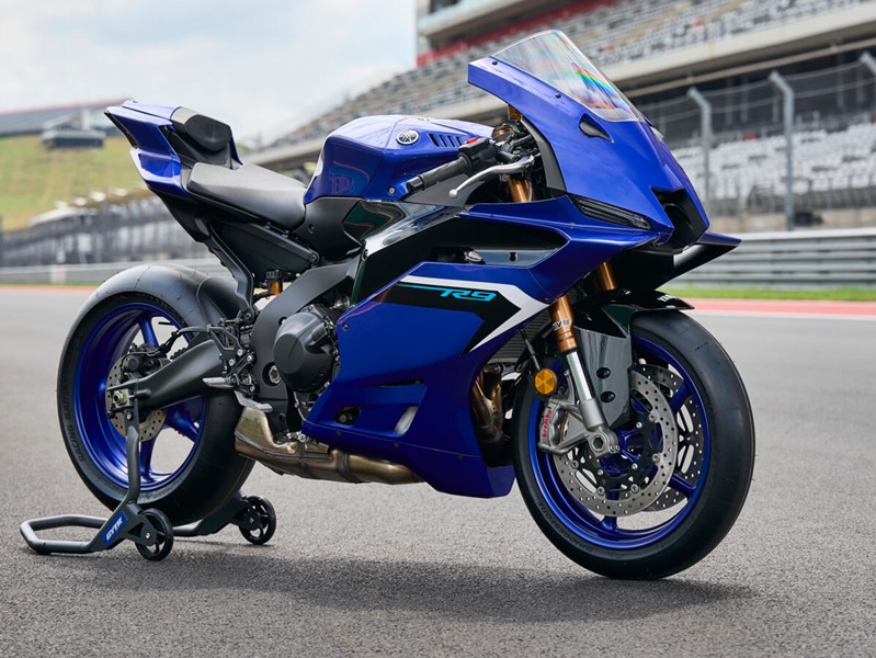 2025 Yamaha YZF900R9 EU Icon Blue Static 001 03
