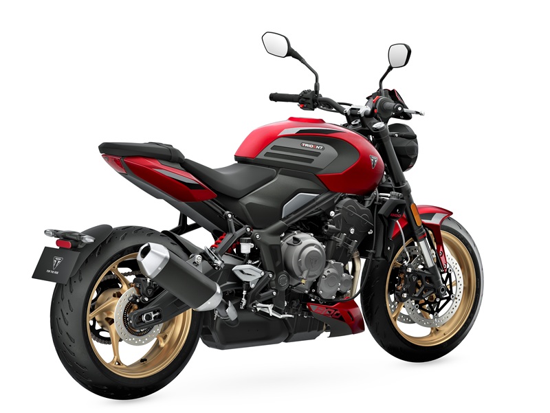 Trident 800 MY26 Carnival Red RHS Rear Angle