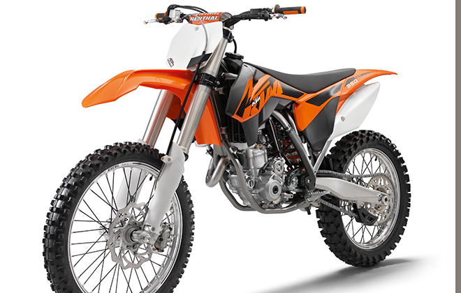 350_SX-F_left_front