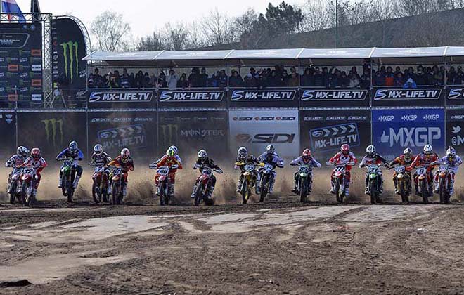 valkenswaard_13_-_start_MX1