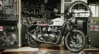 Noviteti: Triumph Truxton Ace