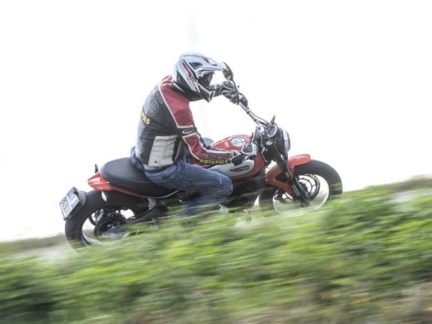 Video test: Ducati Scrambler Icon za 2019.