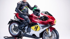 Samo 83 za početak: MV Agusta Superveloce 1000 Ago