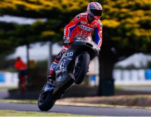 MotoGP: Prelasci vozača u vrućem toplom ljetu