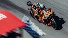 KTM prodaje MotoGP motocikl koji je prebacio 366 km/h